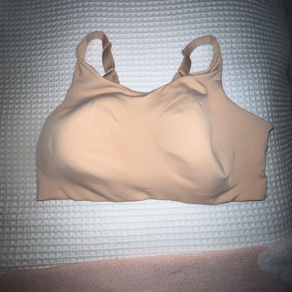 Lululemon In Alignment Bra - Picture 4 of 9